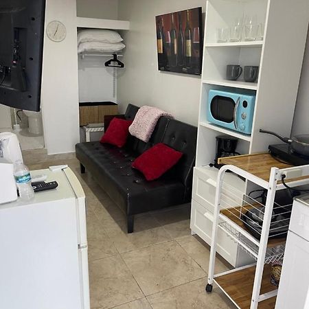 Beautiful Mobile Home In Hallandale Beach Exterior photo